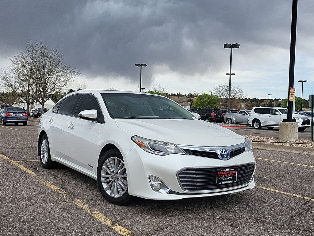 2013 Toyota Avalon XLE Premium Hybrid