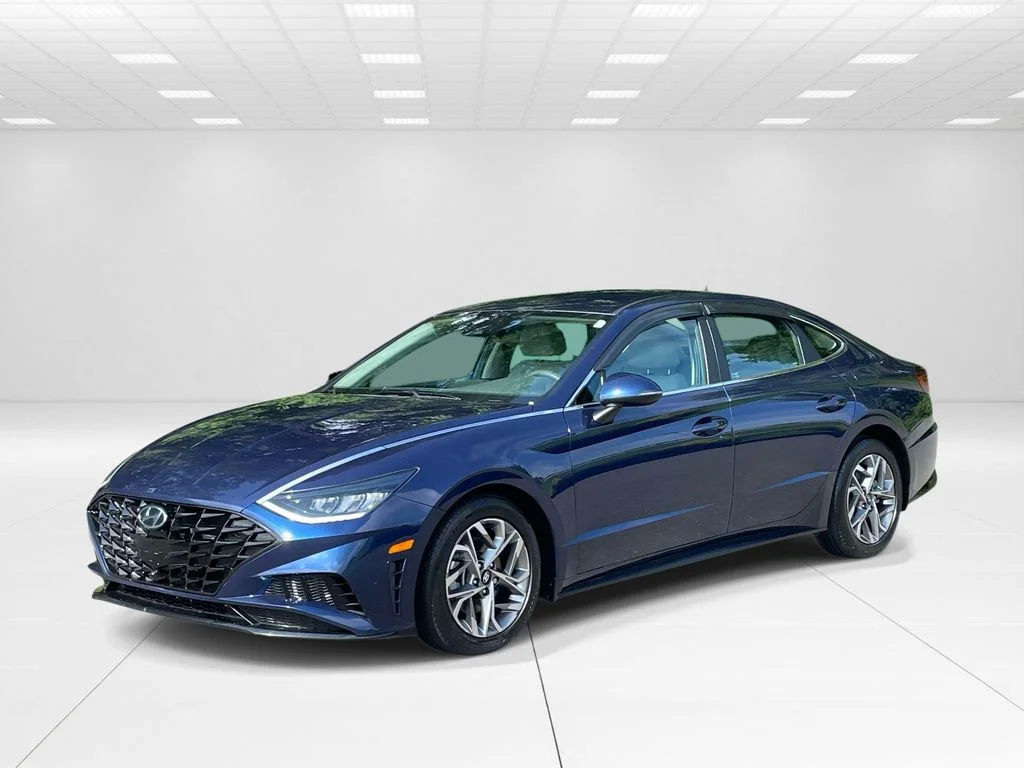 Used 2021 Blue Hyundai SEL image 3