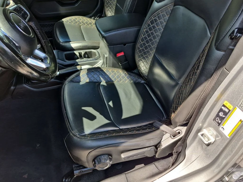 Used 2020 Silver Jeep Unlimited Sahara High Altitude image 19