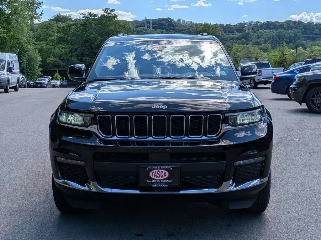 Used 2025 Black Jeep Limited image 12