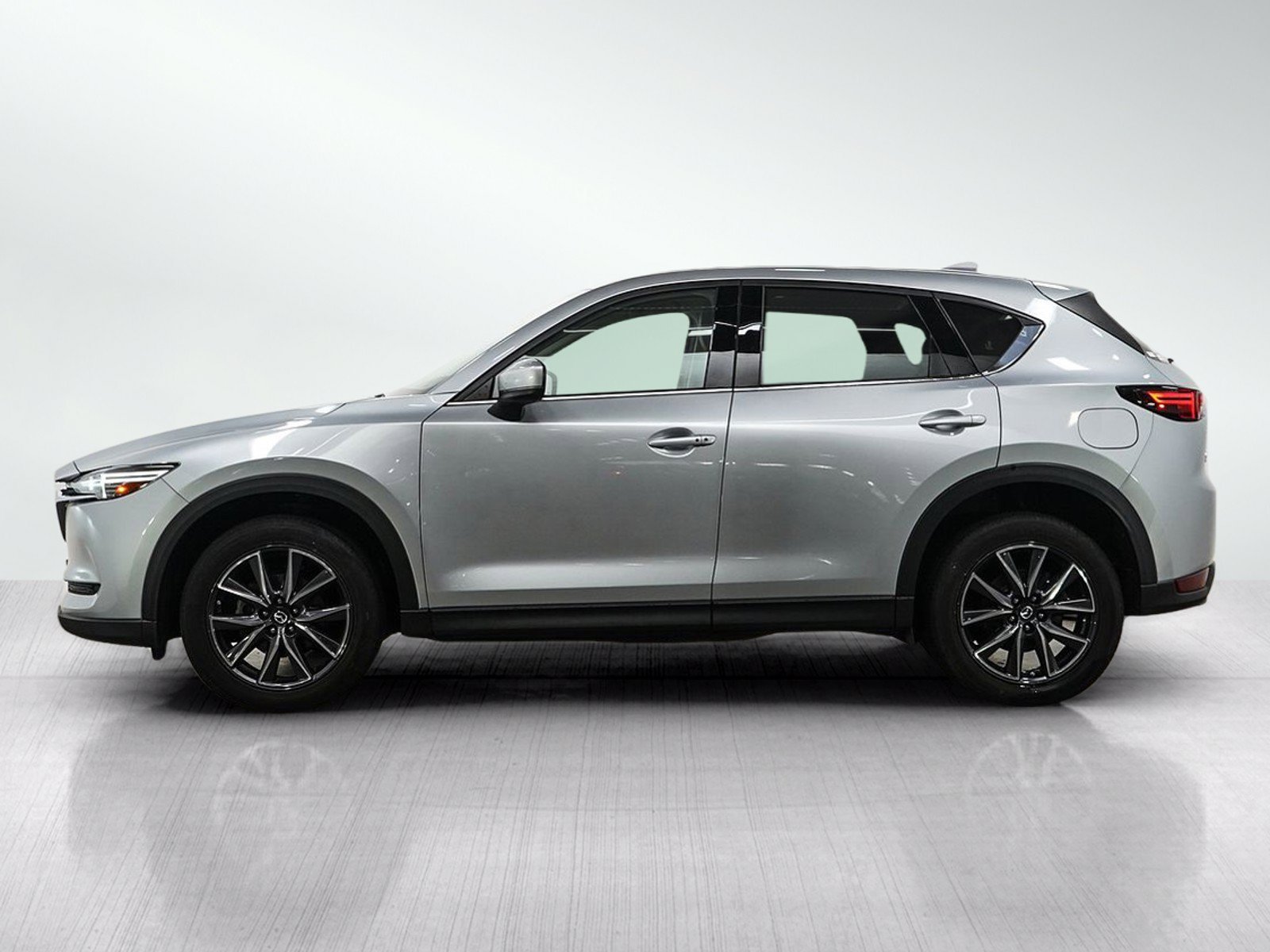 Used 2018 Mazda CX-5 Grand Touring with VIN JM3KFBDM0J0328124 for sale in Burnsville, Minnesota