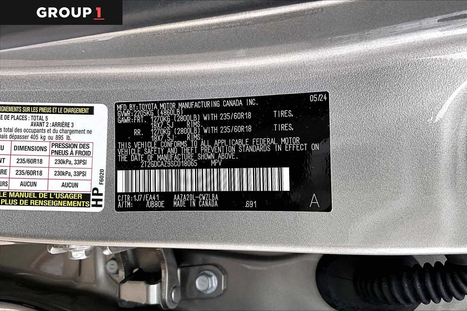 Used 2025 Atomic Silver Lexus Premium image 34
