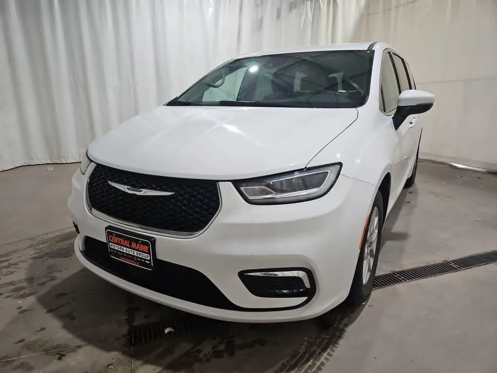 2023 Chrysler Pacifica