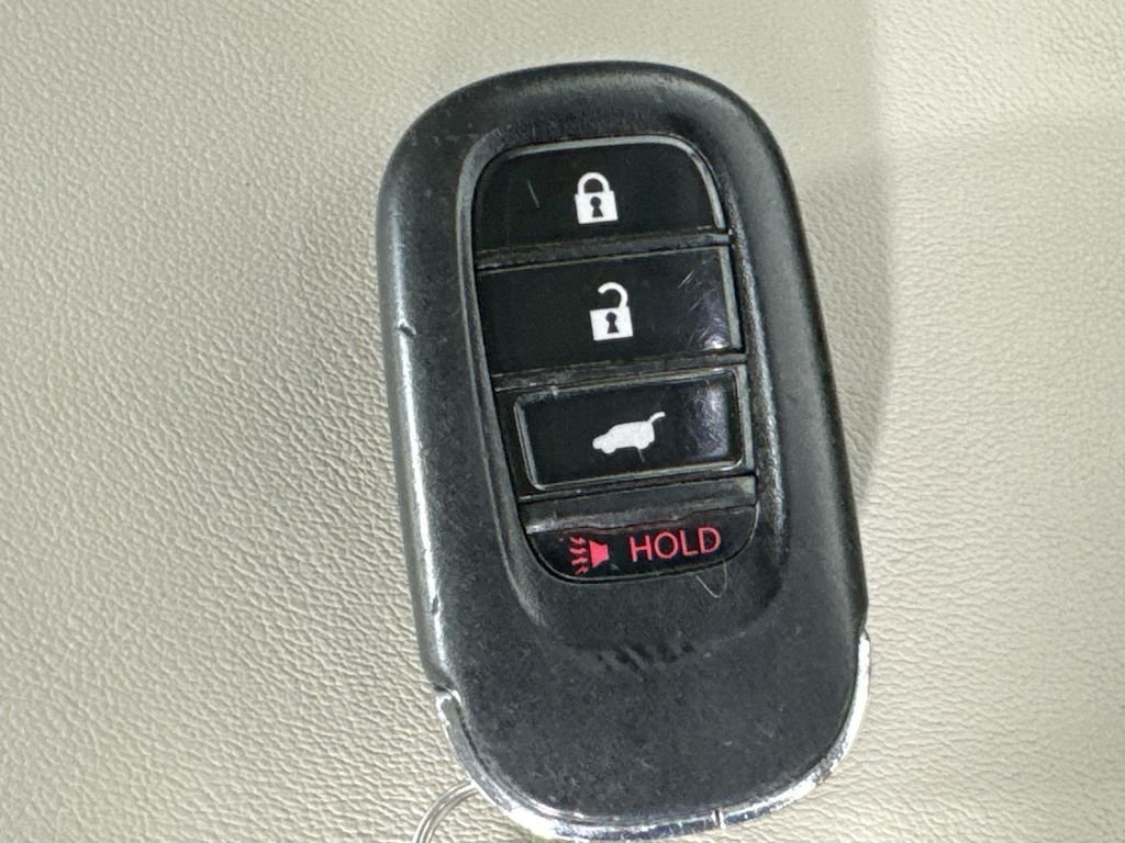 Used 2023 Silver Honda LX image 32