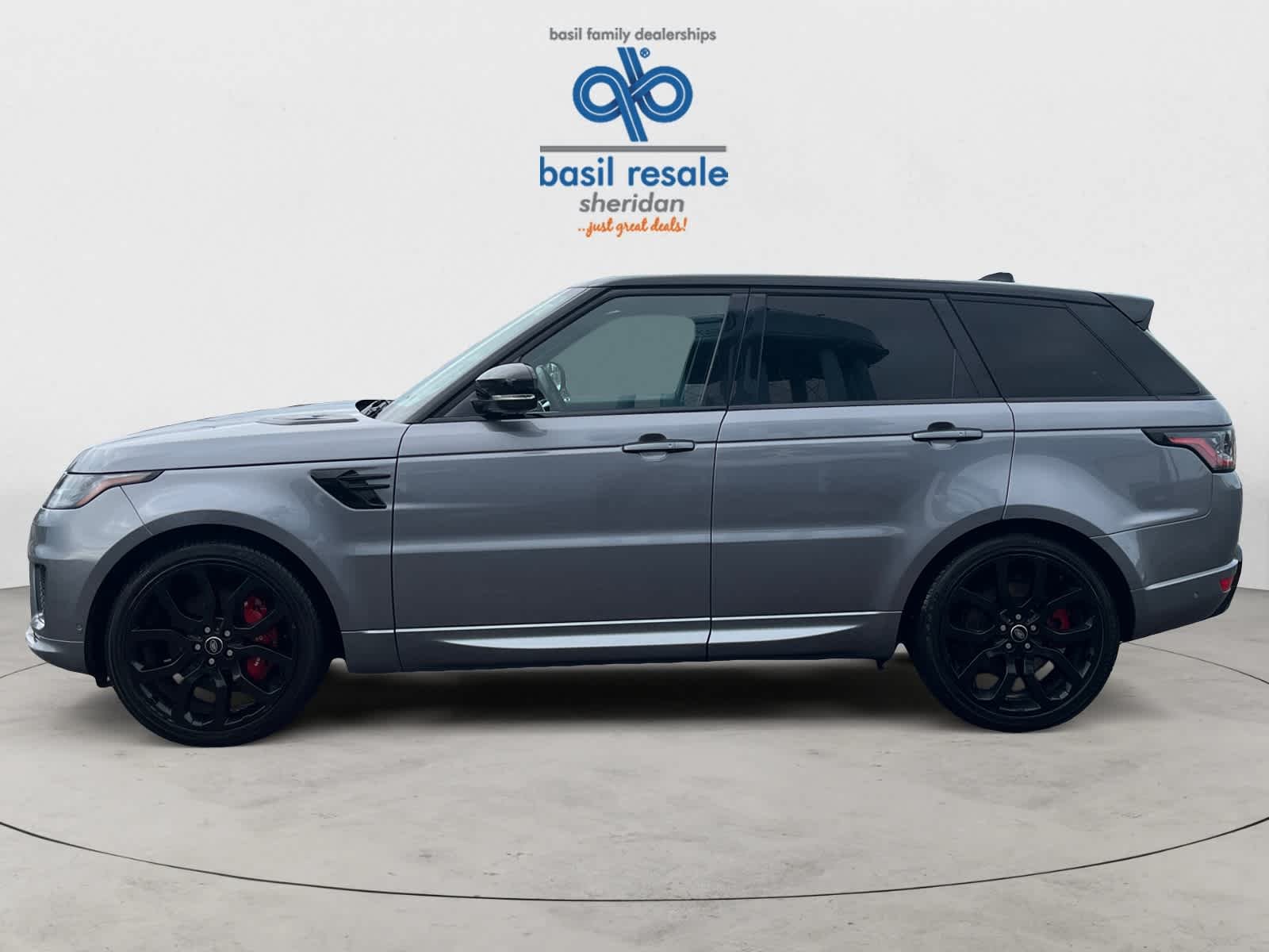 Used 2022 Carpathian Grey Premium Metallic Land Rover Autobiography image 3