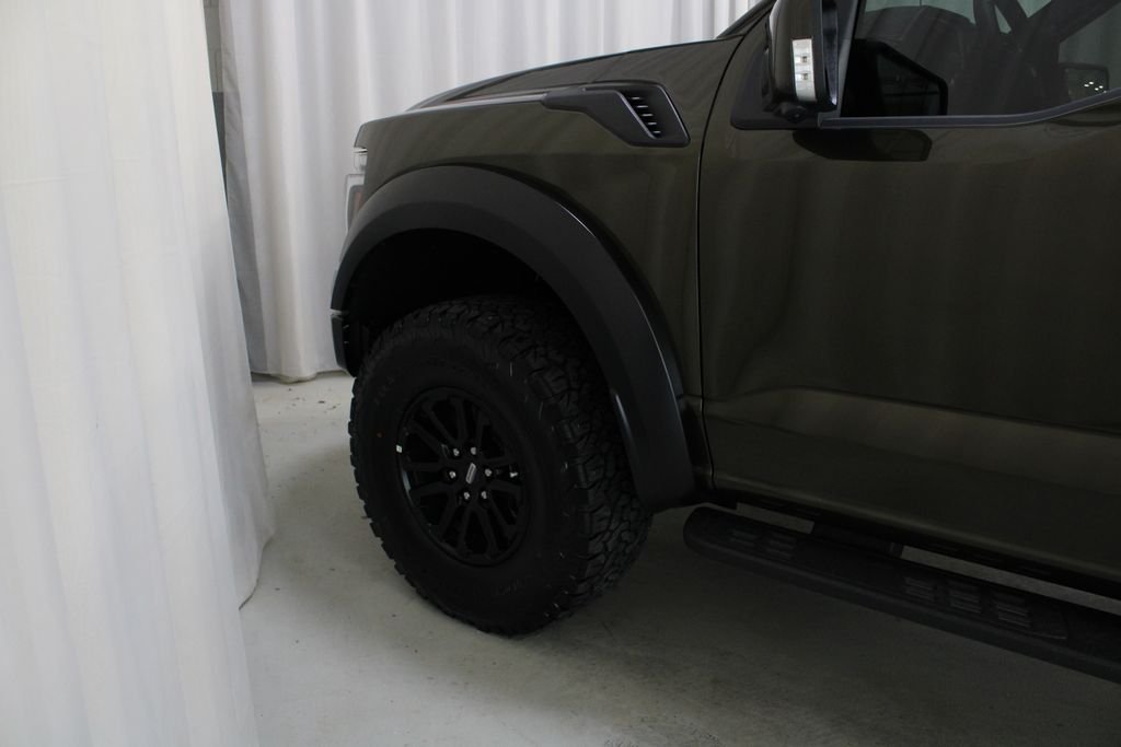 New 2026 Shelter Green Ford Raptor image 31