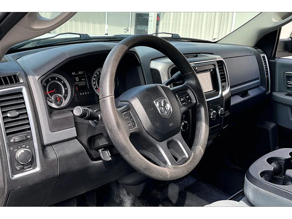 Used 2014  Ram SLT image 14