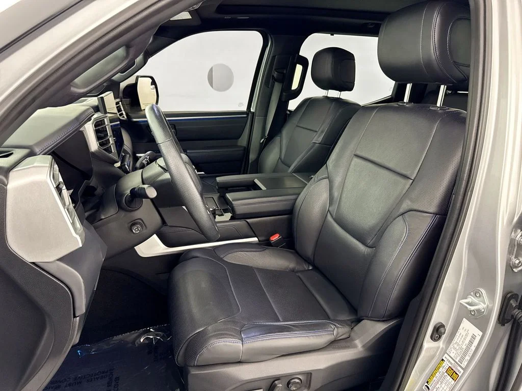 Used 2022 Silver Toyota Platinum image 21
