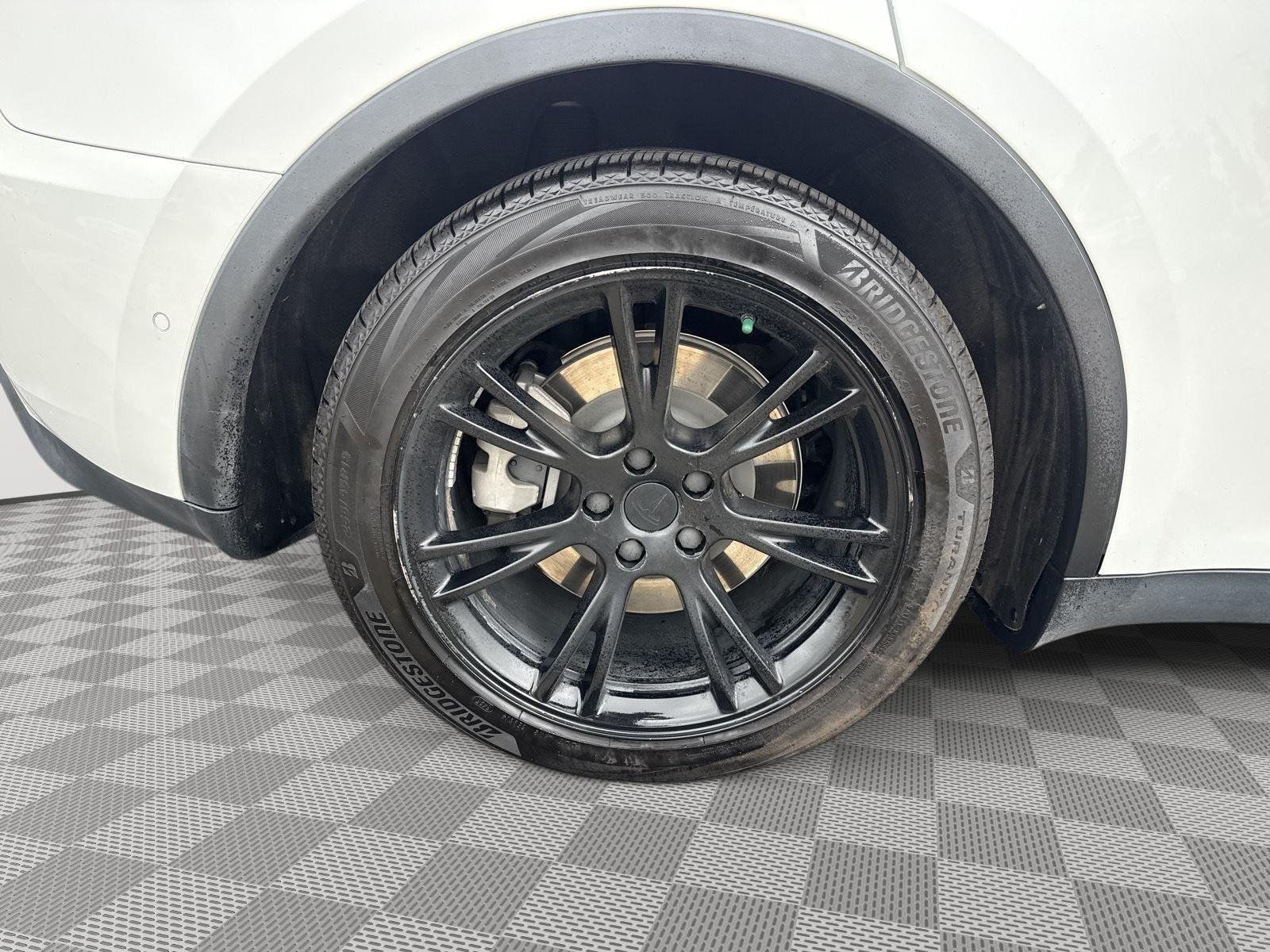 Used 2021 Pearl White Multi-Coat Tesla Long Range image 15