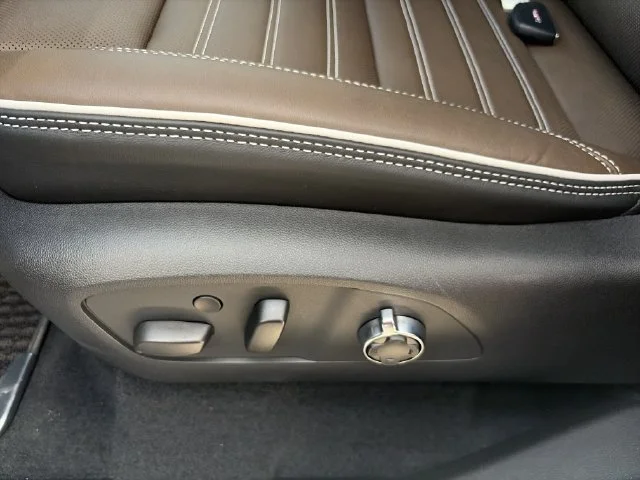 New 2027 Silver GMC Denali Ultimate image 15