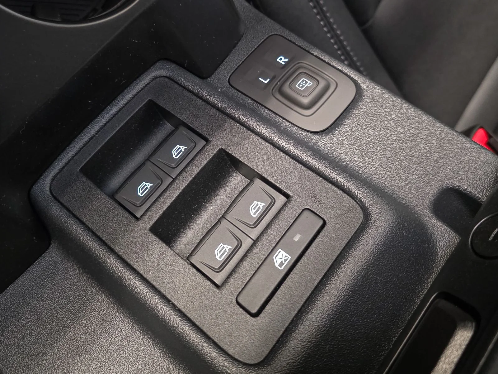 New 2025 Desert Sand Ford Badlands® image 33
