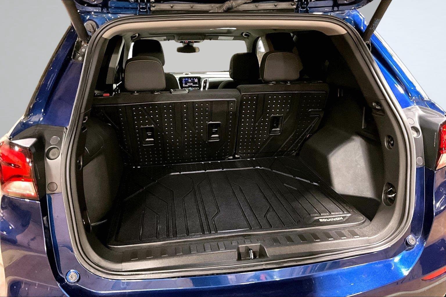 Used 2022 Blue Glow Metallic Chevrolet LT image 5