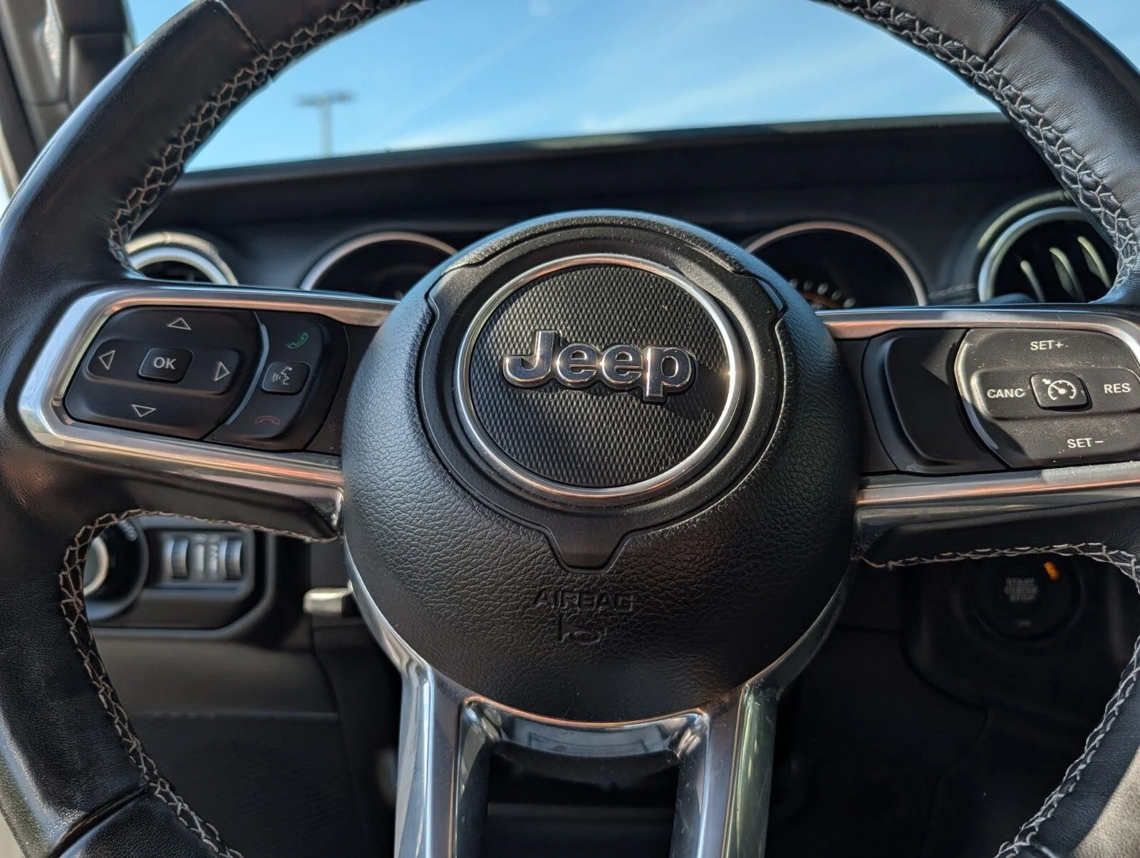 2022 Jeep Wrangler Unlimited Sahara - Photo 31