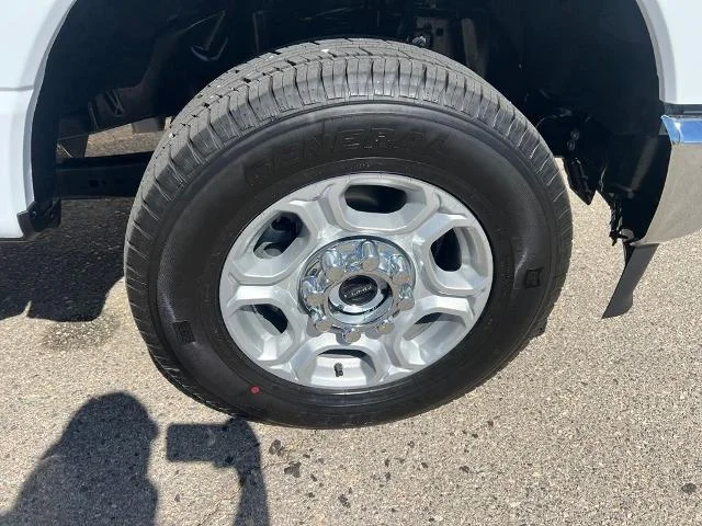 New 2026 Oxford White Ford F-250® XLT image 63
