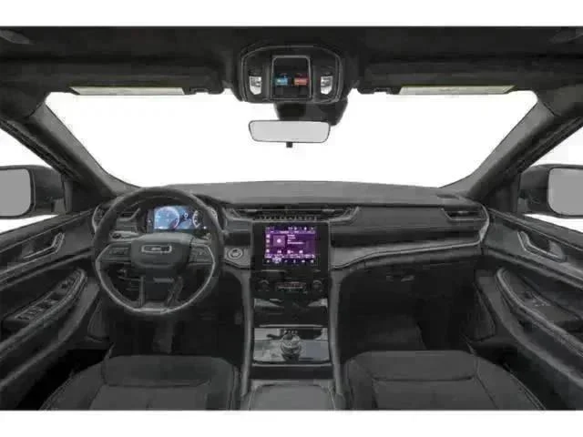 New 2025 Baltic Gray Metallic Clear-Coat Exterior Paint Jeep Altitude image 5