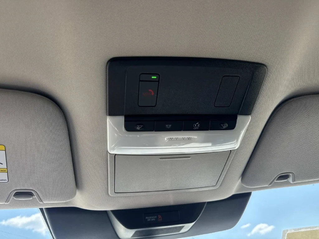 Used 2025 Blue Nissan SV image 40