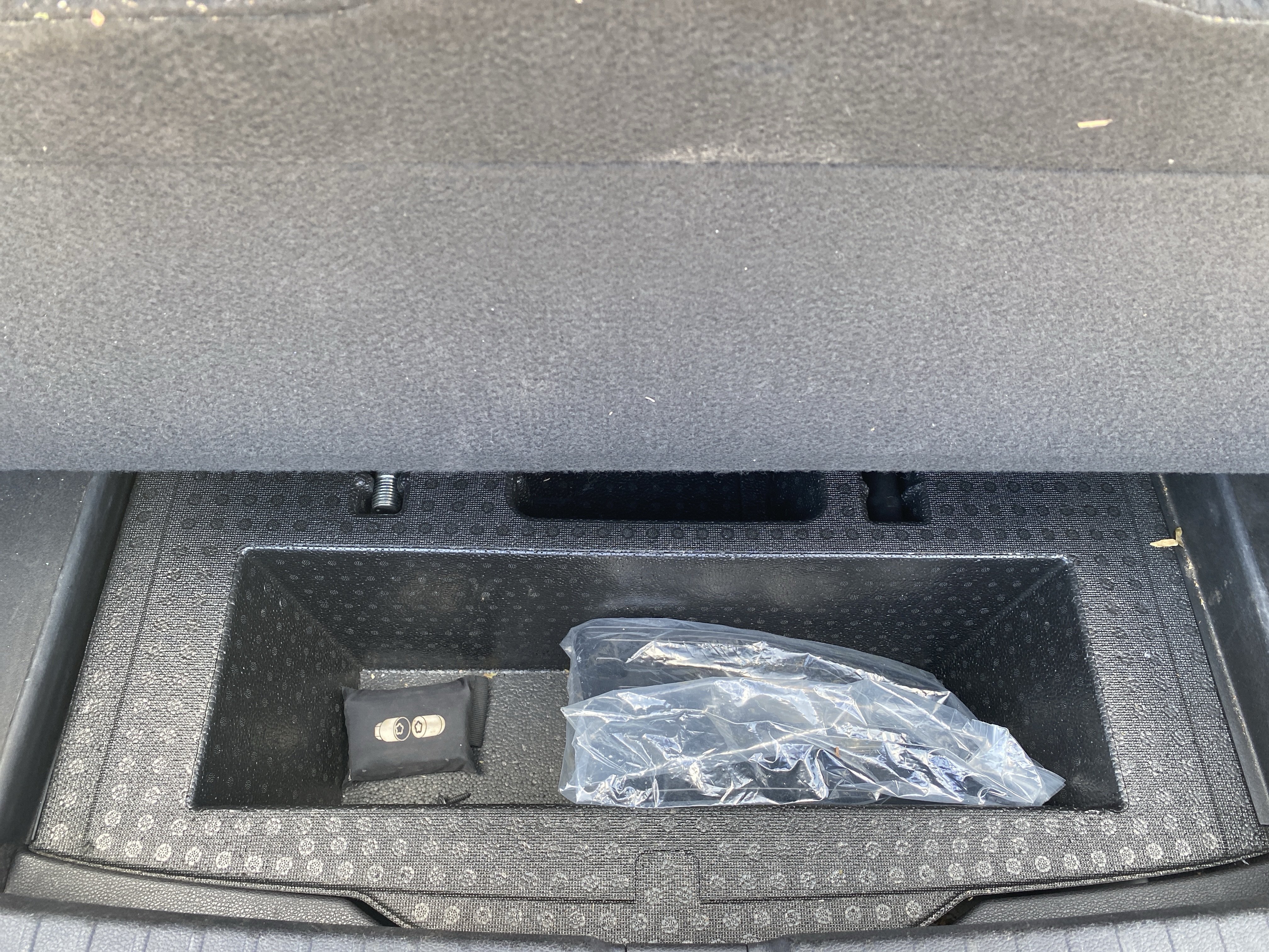 Used 2015 White Acura Base image 6
