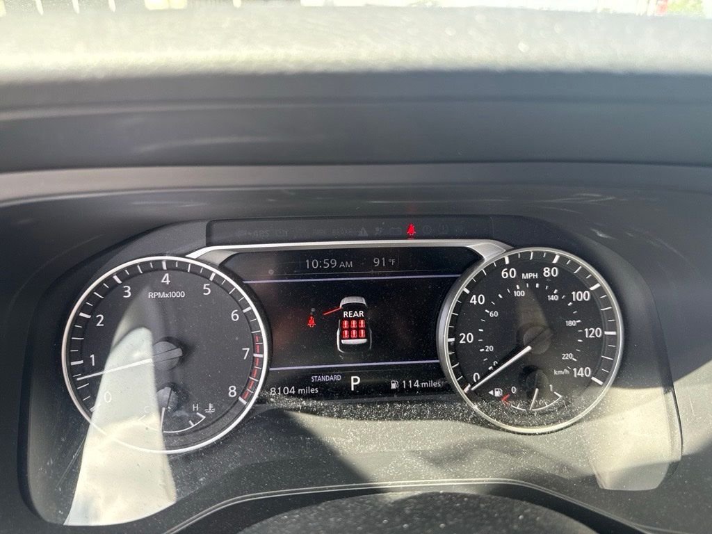 Used 2025 Gray Nissan S image 11