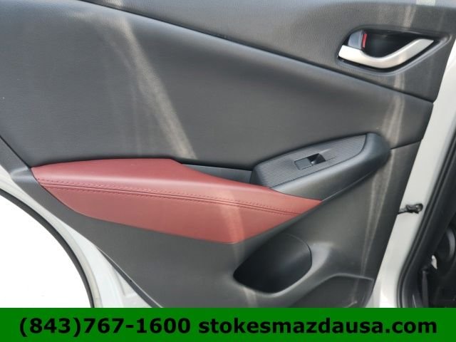 Used 2016 White Mazda Touring image 18