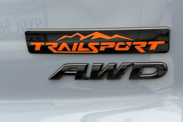 Certified Used 2025 Sonic Gray Pearl Honda TrailSport image 10