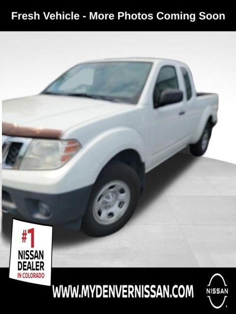 Used 2019 White Nissan S image 1