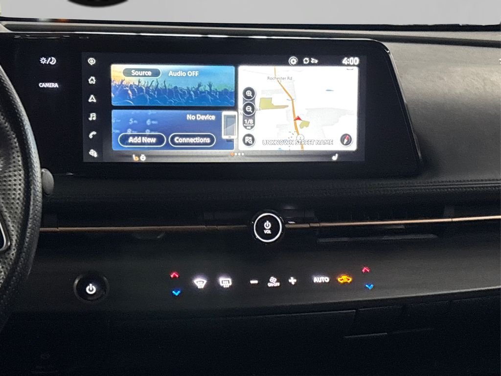 Used 2023 Gray Nissan ENGAGE image 19