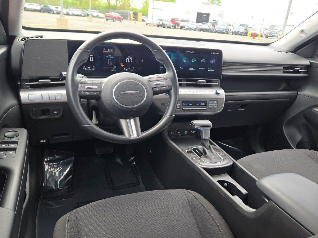 New 2025 Orange Hyundai SEL AWD image 19