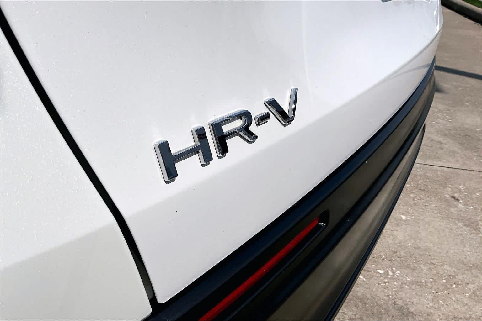 Used 2025 Platinum White Pearl Honda LX image 31