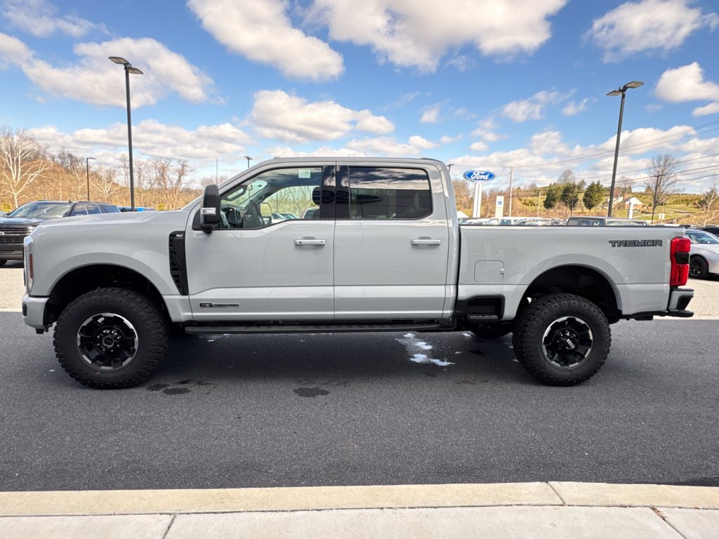 New 2026 Avalanche Ford XLT image 10