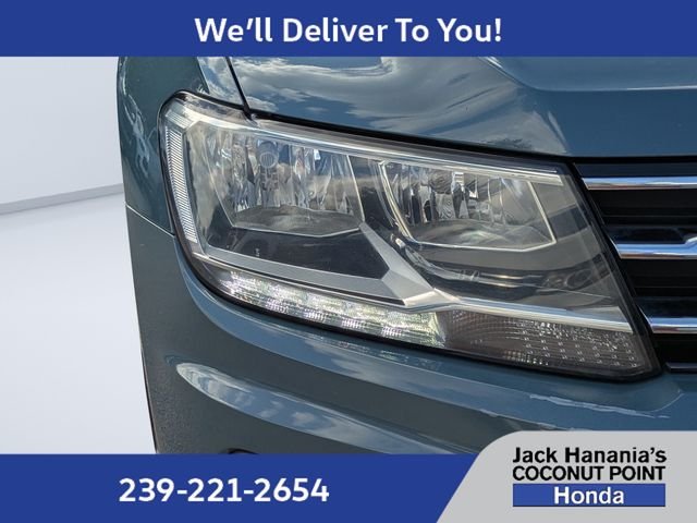 Used 2021 Blue Volkswagen 2.0T SE image 9