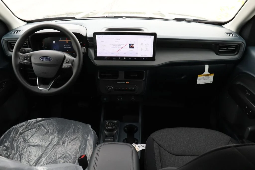 New 2026 Carbonized Gray Metallic Ford XLT image 12