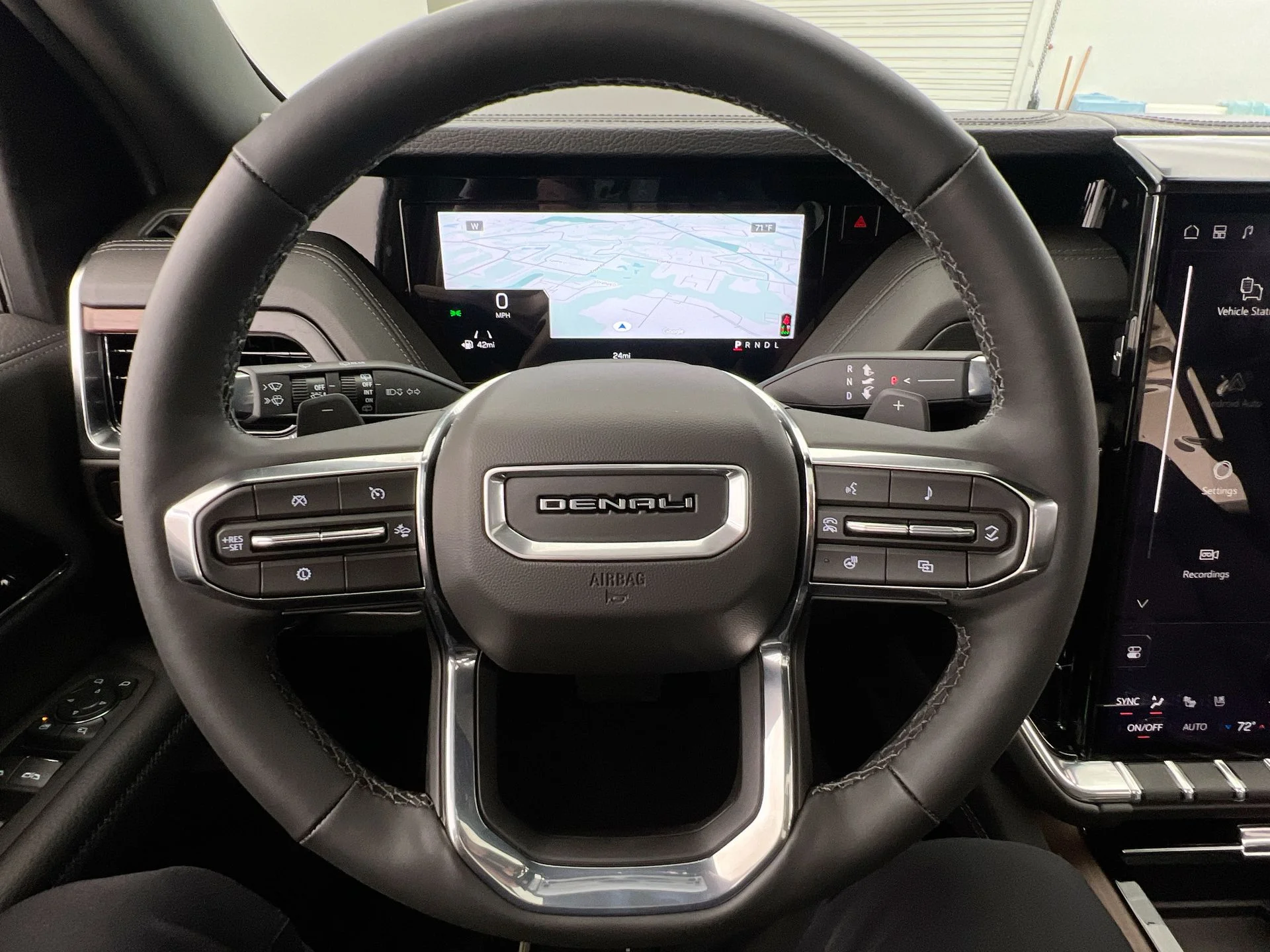 2026 GMC Yukon XL Denali - Photo 67