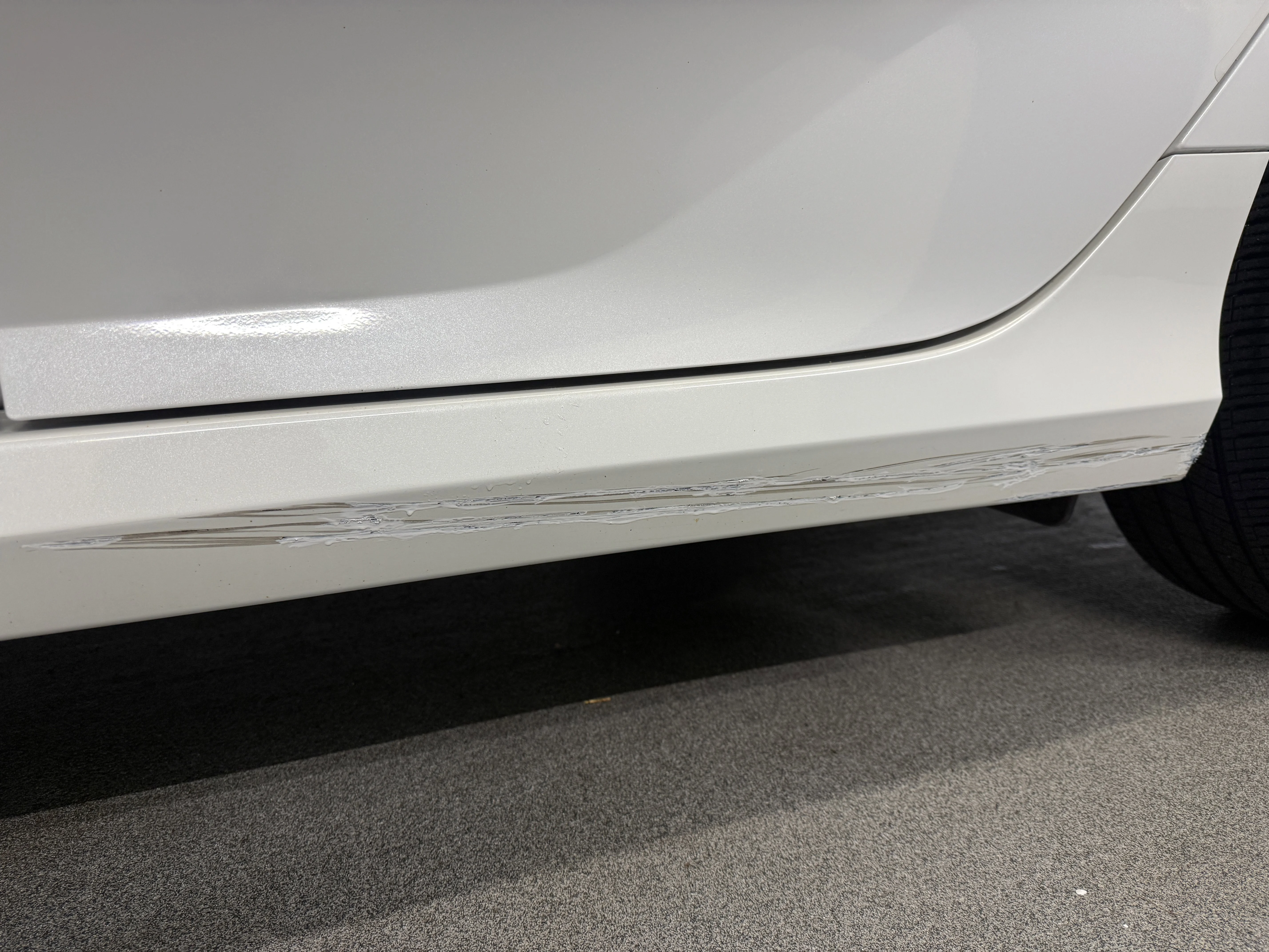 Certified Used 2019 Platinum White Pearl Honda LX image 27