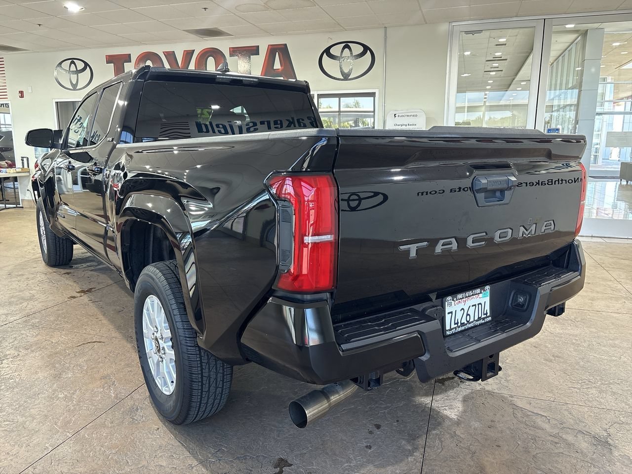 Used 2025 Black Toyota SR5 image 8