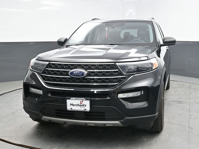 Used 2023 Black Ford XLT image 2