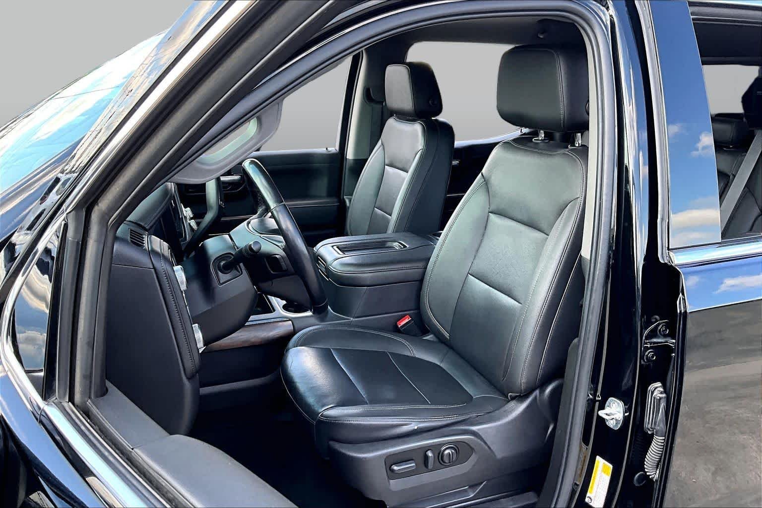 Used 2022 Onyx Black GMC SLT image 8