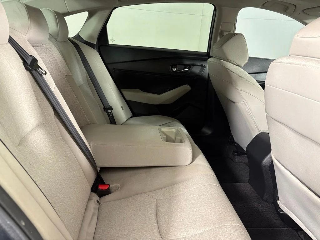 Used 2024  Honda EX image 36