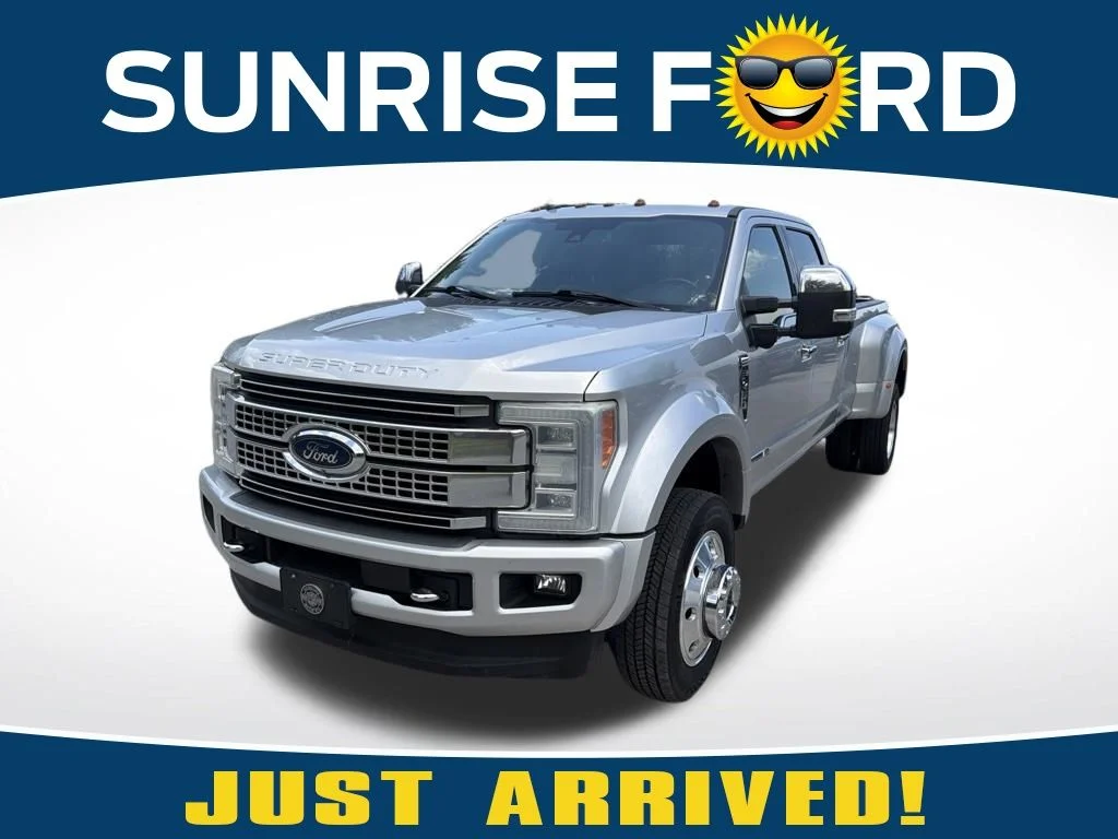 Used 2019 Ingot Silver Ford Platinum image 1