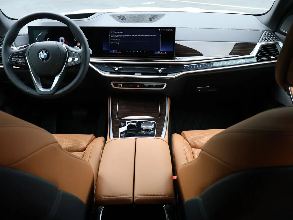 Used 2026 White BMW xDrive40i image 15
