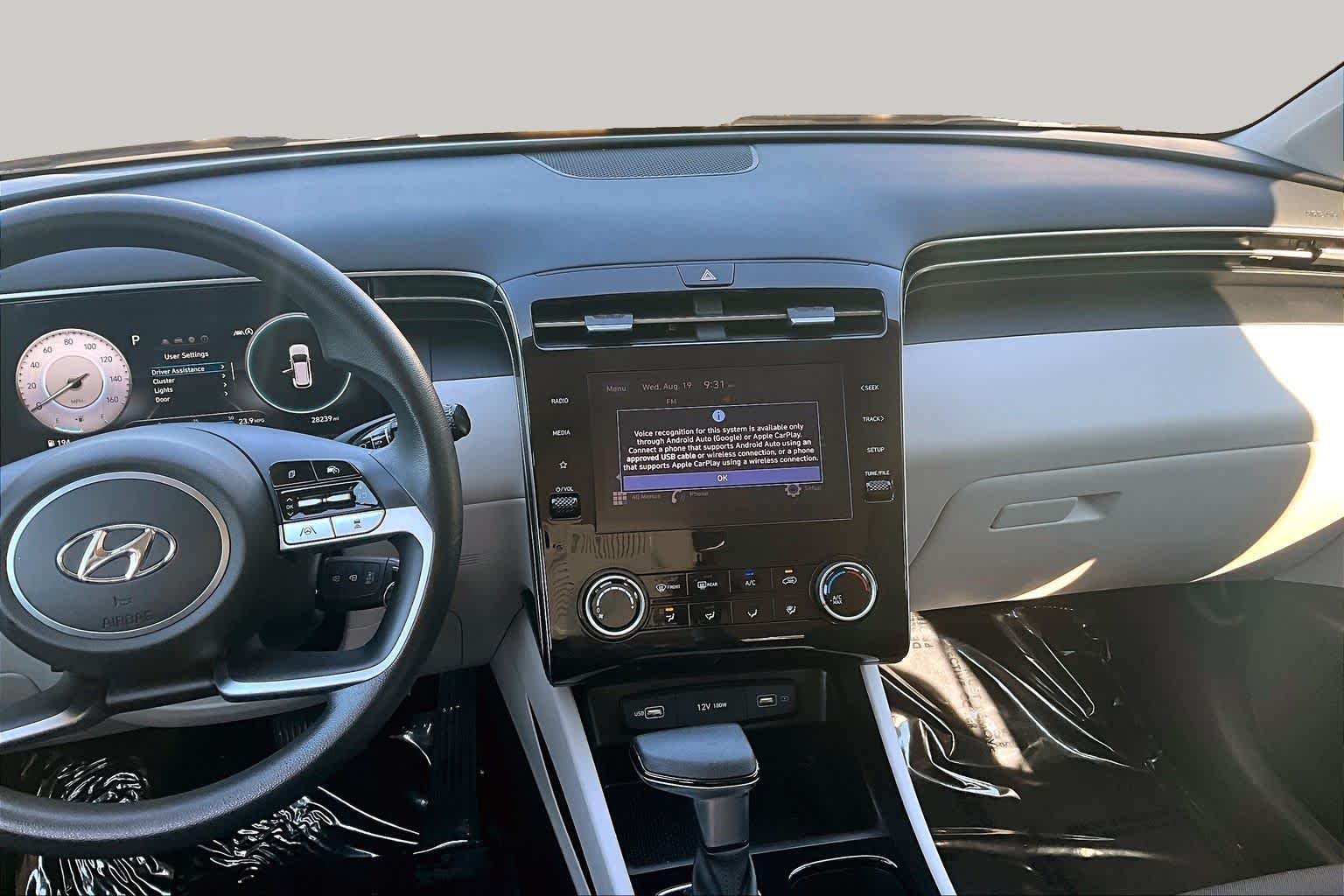 Used 2024 Hampton Gray Hyundai SE image 7