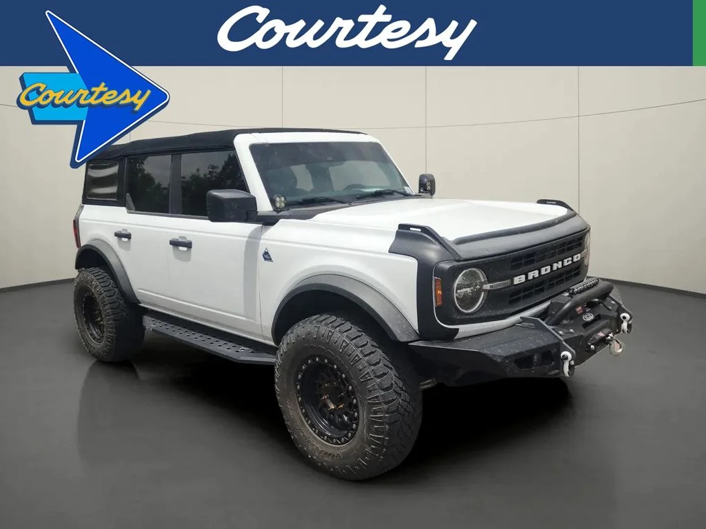2022 Ford Bronco Black Diamond Mid (322A) 4x4's photo