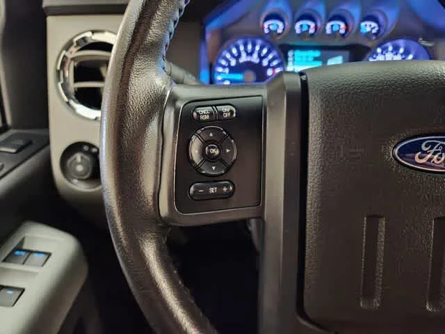 Used 2015 Tuxedo Black Metallic Ford Lariat image 26