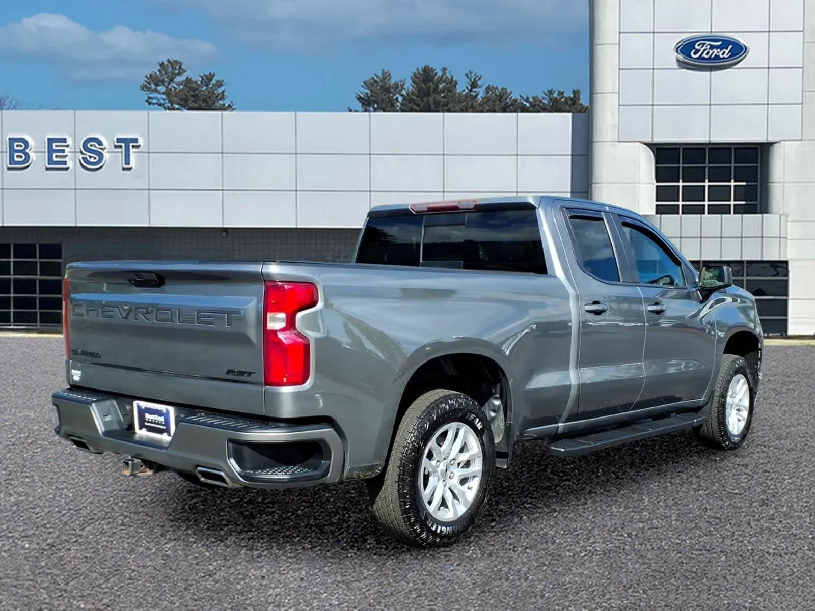 Used 2019 Satin Steel Metallic Chevrolet RST image 7