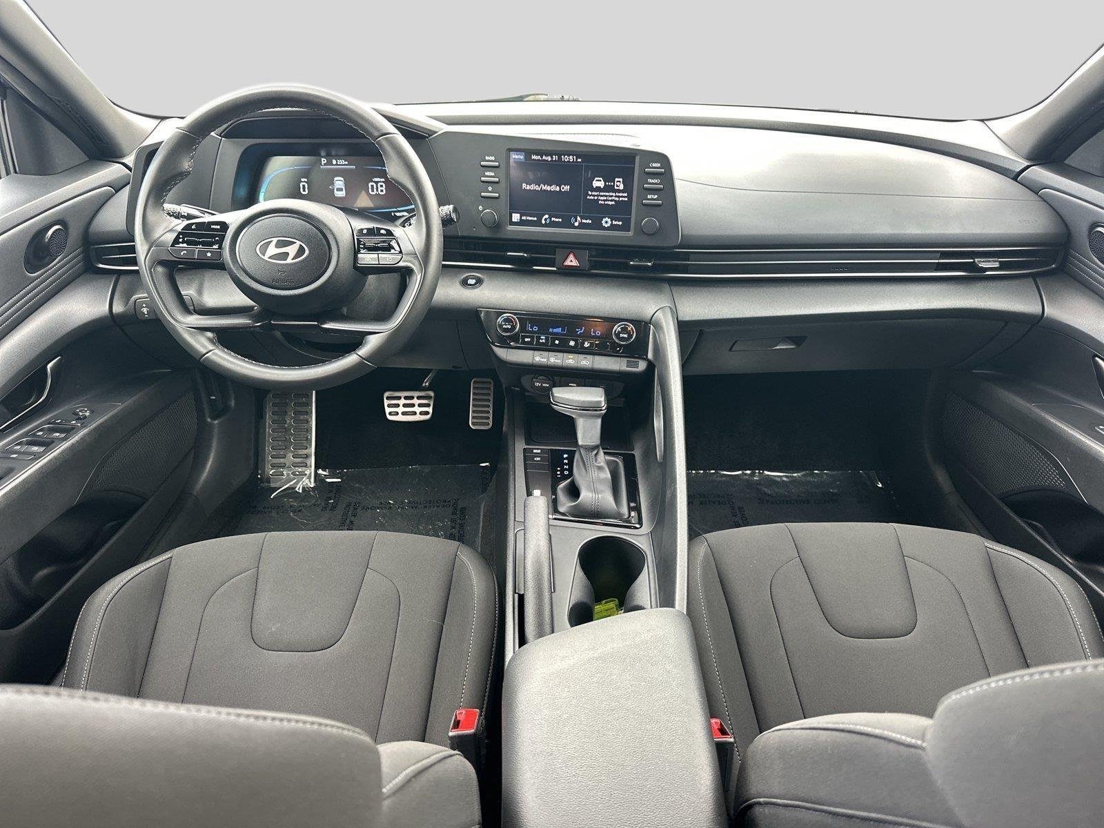 Used 2025 Intense Blue Hyundai SEL Sport image 18