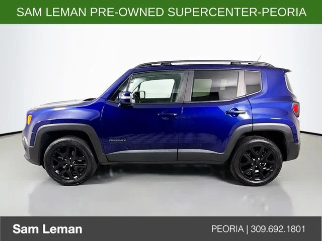 Used 2017 Blue Jeep Latitude image 4