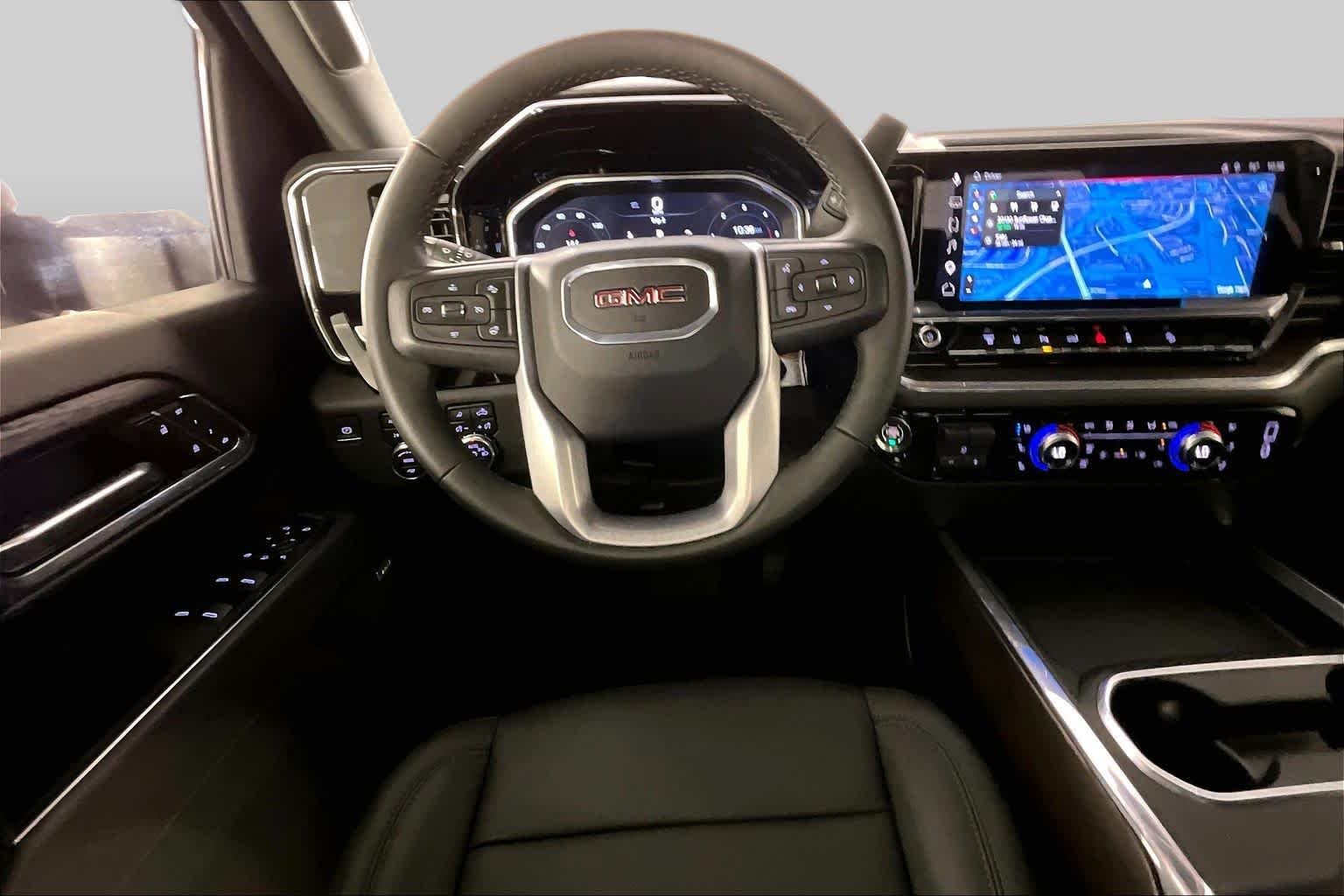 Certified Used 2025 Sterling Metallic GMC SLT image 6