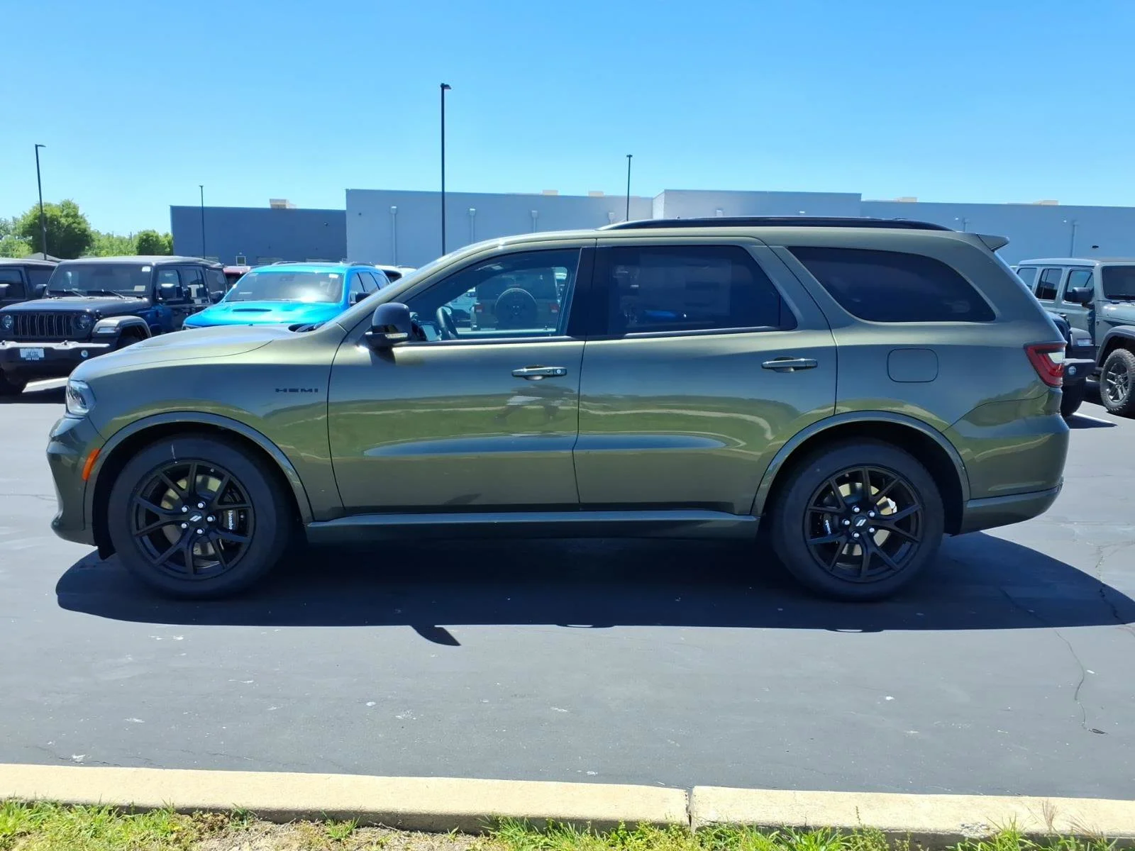 New 2026 Green Machine Exterior Paint Dodge GT Plus HEMI V8 image 3