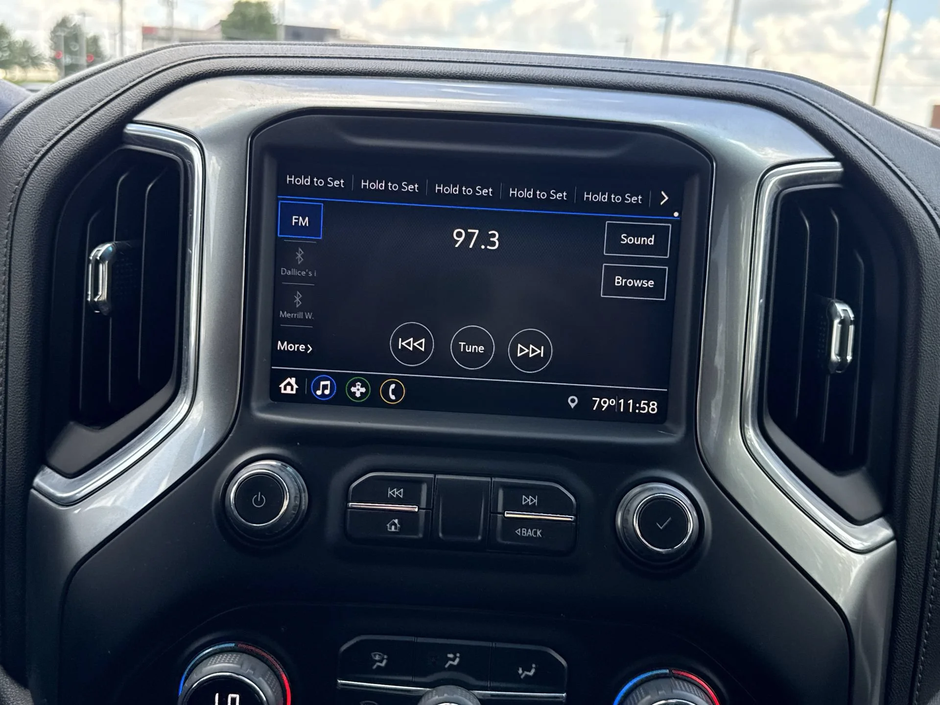 2022 Chevrolet Silverado 1500 Limited RST - Photo 16