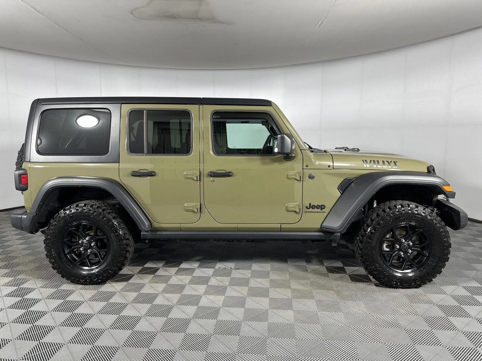 Used 2025 41 Jeep Willys image 25