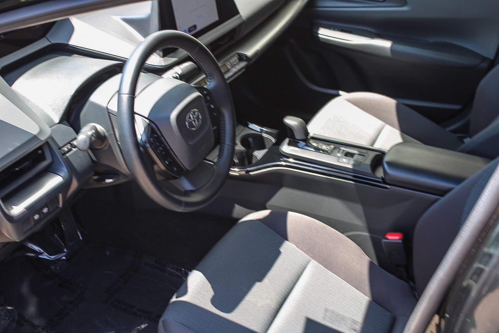 Certified Used 2025 Midnight Black Metallic Toyota LE image 18